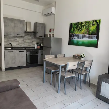 Casa Trezza * לטינה